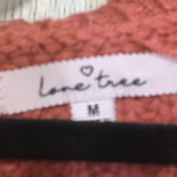 Love Tree destressed cropped knit sweater size medium - Picture 2 of 4